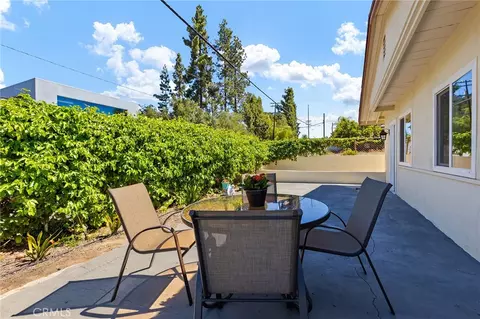 Exterior - 131 S Brandon Rd, Fallbrook, CA 92028 photo 4 of 6