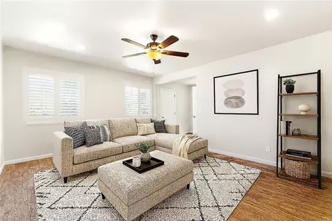 Living - 131 S Brandon Rd, Fallbrook, CA 92028 photo 2 of 5