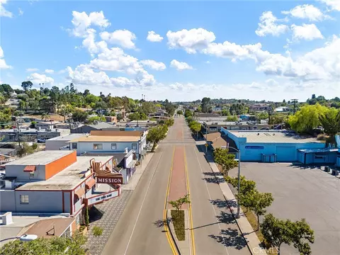 View/Area - 131 S Brandon Rd, Fallbrook, CA 92028 photo 2 of 2