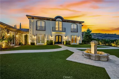 Exterior - 36736 Pauba Rd, Temecula, CA 92592 photo 3 of 22