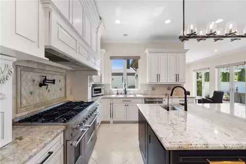 Kitchen - 36736 Pauba Rd, Temecula, CA 92592 photo 2 of 5