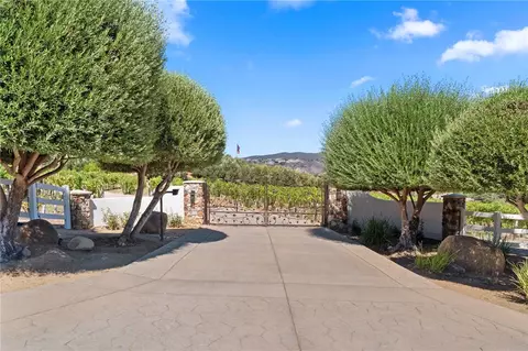 Exterior - 36736 Pauba Rd, Temecula, CA 92592 photo 19 of 22