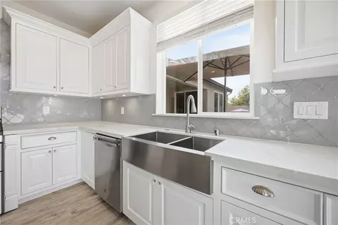Kitchen - 31352 Ensemble, Menifee, CA 92584 photo 6 of 7