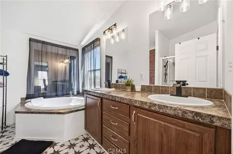 350 E San Jacinto E #49, Perris, CA 92571 photo 9