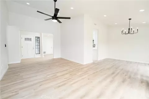 Living - 41614 Zinfandel, Temecula, CA 92591 photo 2 of 4