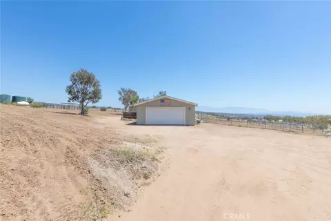 34715 Empty Saddle, Hemet, CA 92544 photo 2