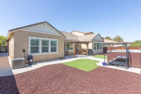 Exterior - 29656 Olympic Dr, Menifee, CA 92585 photo 10 of 14