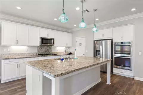Kitchen - 29656 Olympic Dr, Menifee, CA 92585 photo 2 of 3