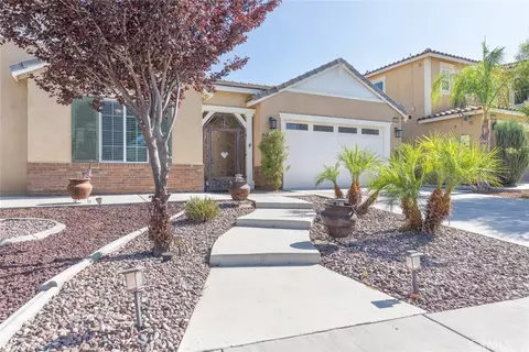 Exterior - 29656 Olympic Dr, Menifee, CA 92585 photo 4 of 14
