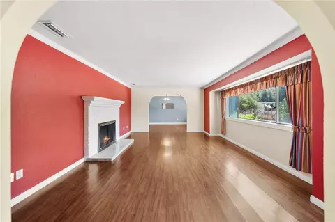 Living - 1732 E Mission Rd, Fallbrook, CA 92028 photo 1 of 5
