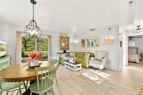 Living - 3945 Pala Mesa, Fallbrook, CA 92028 photo 5 of 5