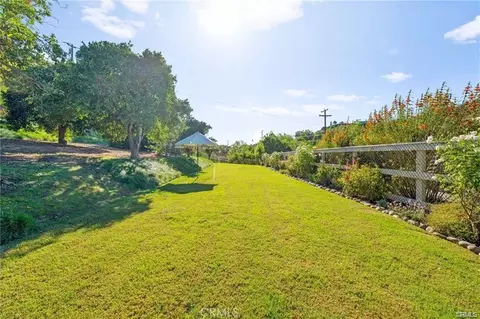 Exterior - 3945 Pala Mesa, Fallbrook, CA 92028 photo 5 of 12
