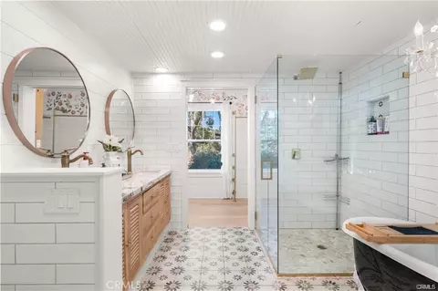 Bath - 3945 Pala Mesa, Fallbrook, CA 92028 photo 1 of 11