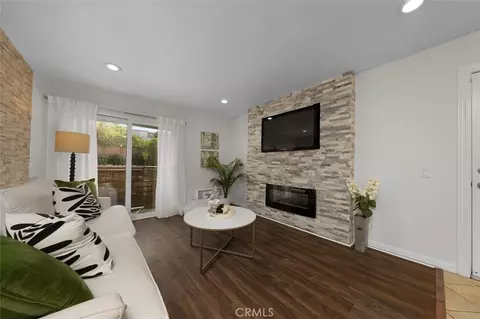 Living - 9860 Dale Ave #C3, Spring Valley, CA 91977 photo 2 of 5