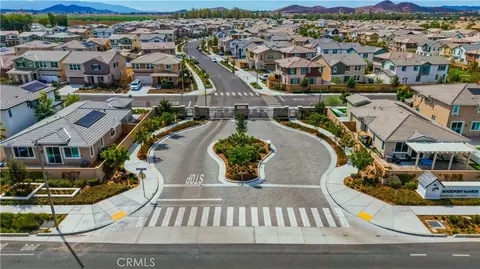 View/Area - 30258 Adrift Ln, Menifee, CA 92584 photo 6 of 12