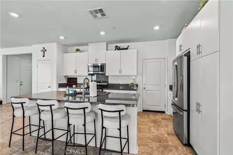 Kitchen - 30258 Adrift Ln, Menifee, CA 92584 photo 2 of 3