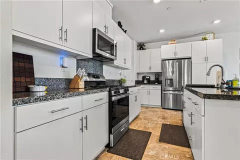 Kitchen - 30258 Adrift Ln, Menifee, CA 92584 photo 3 of 3