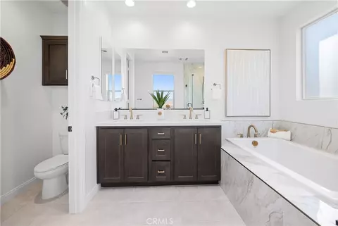 Bath - 39673 Sagewood Rdg, Temecula, CA 92591 photo 2 of 6