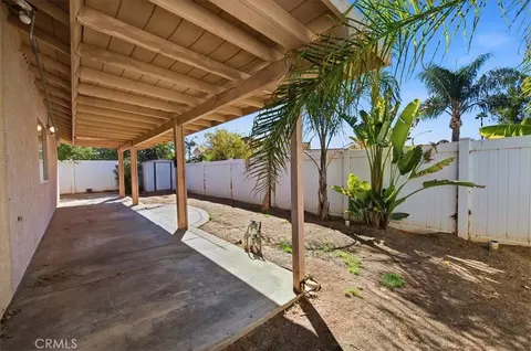 Exterior - 19981 Silvercrest Ln, Riverside, CA 92508 photo 8 of 11