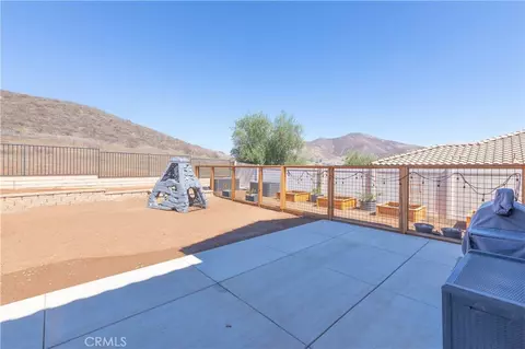 Exterior - 35712 Ginger Tree, Winchester, CA 92596 photo 9 of 9