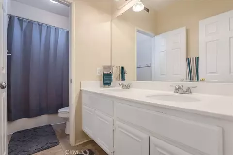Bath - 42904 Via Alhama, Temecula, CA 92592 photo 4 of 4