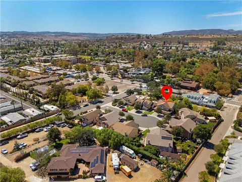 View/Area - 14161 Peachtree Ln, Poway, CA 92064 photo 4 of 7