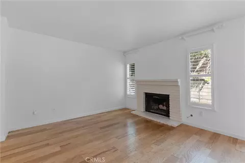 Living - 14161 Peachtree Ln, Poway, CA 92064 photo 2 of 7