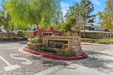 View/Area - 214 Knotgrass St, Hemet, CA 92543 photo 2 of 5