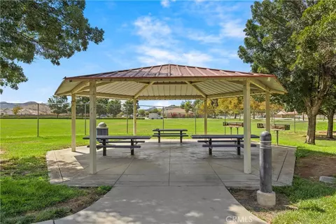 Exterior - 214 Knotgrass St, Hemet, CA 92543 photo 12 of 12