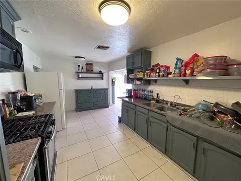 Kitchen - 155 N 3rd St, Blythe, CA 92225 photo 2 of 5