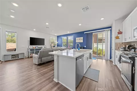 Entry Way - 40512 Birchfield, Temecula, CA 92591 photo 4 of 10