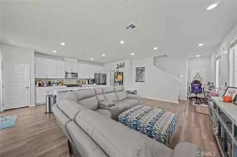 Entry Way - 40512 Birchfield, Temecula, CA 92591 photo 1 of 10