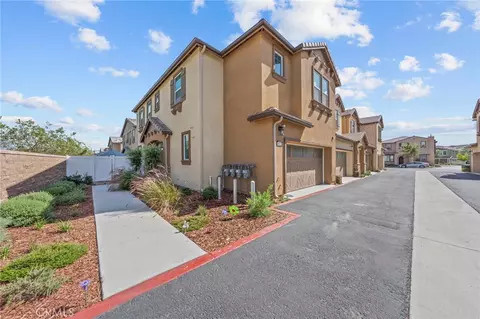 Exterior - 40512 Birchfield, Temecula, CA 92591 photo 3 of 8