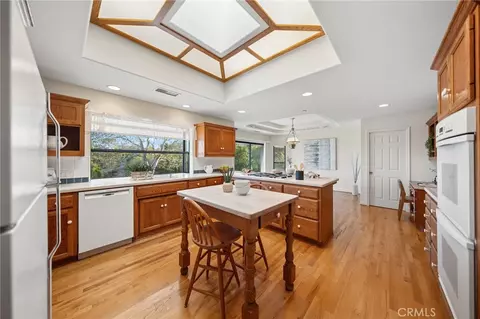Kitchen - 4911 San Jacinto Cir E, Fallbrook, CA 92028 photo 1 of 6