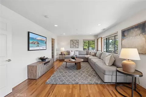 Living - 4911 San Jacinto Cir E, Fallbrook, CA 92028 photo 4 of 4
