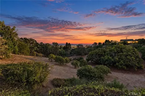 View/Area - 4911 San Jacinto Cir E, Fallbrook, CA 92028 photo 1 of 3