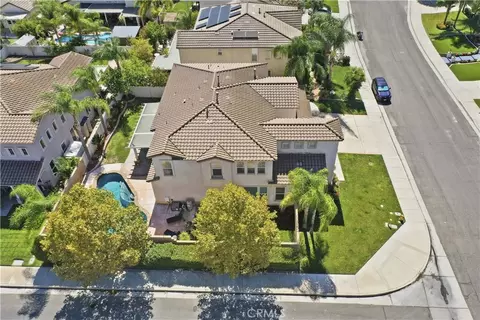 View/Area - 31123 Hickory Pl, Temecula, CA 92592 photo 2 of 10