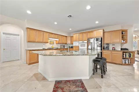 Kitchen - 31123 Hickory Pl, Temecula, CA 92592 photo 2 of 4