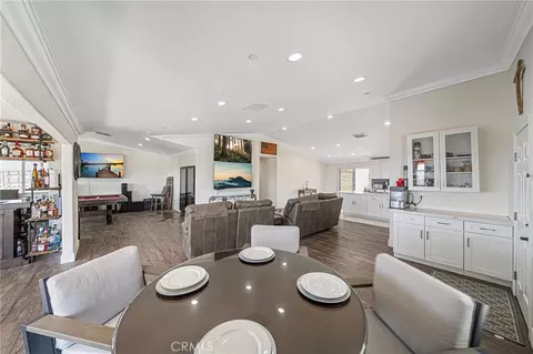 Dining - 17373 Cyrus Ln, Riverside, CA 92504 photo 1 of 1