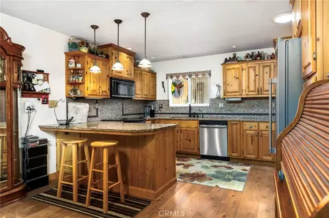 Kitchen - 4581 Crestview Dr, Norco, CA 92860 photo 2 of 5