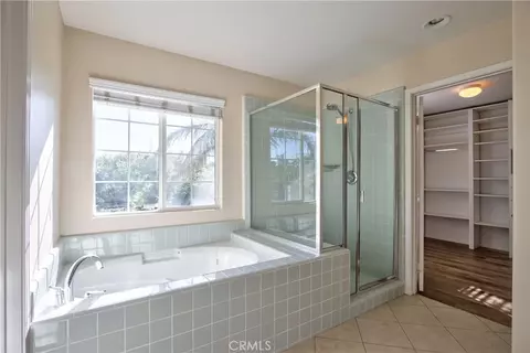 Bath - 45339 Tiburcio Dr, Temecula, CA 92592 photo 4 of 6