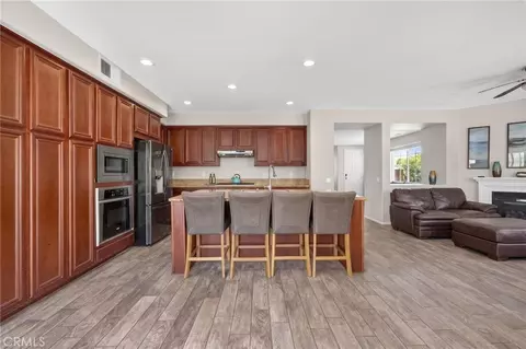 Kitchen - 28506 Oakhurst Way, Temecula, CA 92591 photo 3 of 3
