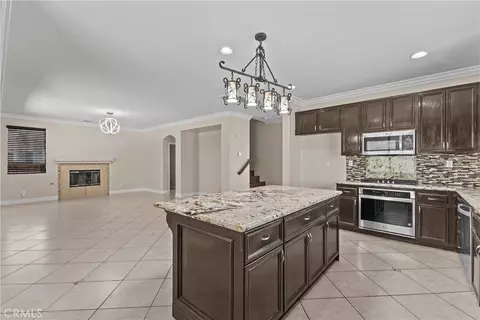 Living - 33413 Alagon, Temecula, CA 92592 photo 6 of 12