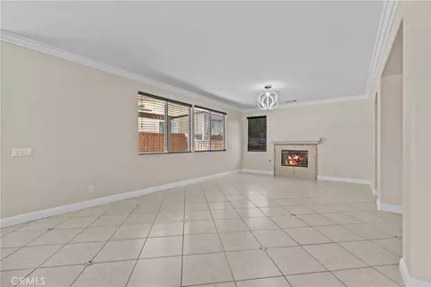 Living - 33413 Alagon, Temecula, CA 92592 photo 9 of 12