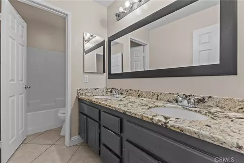Bath - 33413 Alagon, Temecula, CA 92592 photo 4 of 4