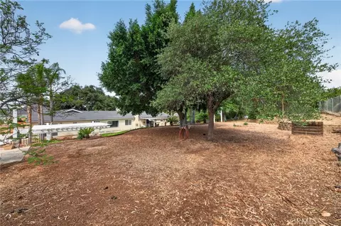 Exterior - 1805 Wind River Rd, El Cajon, CA 92019 photo 13 of 22