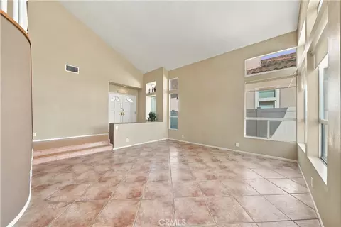 Living - 45556 Via Jaca, Temecula, CA 92592 photo 3 of 5