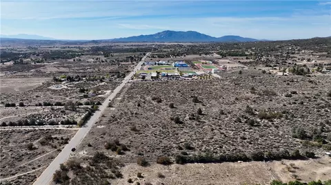 37800 Bohlen Rd, Anza, CA 92539 photo 4