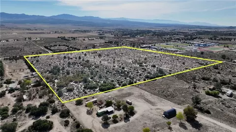 37800 Bohlen Rd, Anza, CA 92539 photo 5