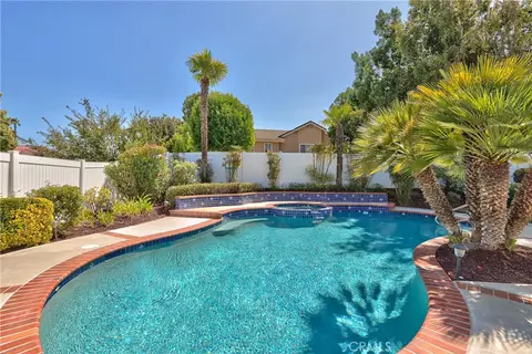 Exterior - 30569 Bridgeview Cir, Temecula, CA 92592 photo 15 of 17